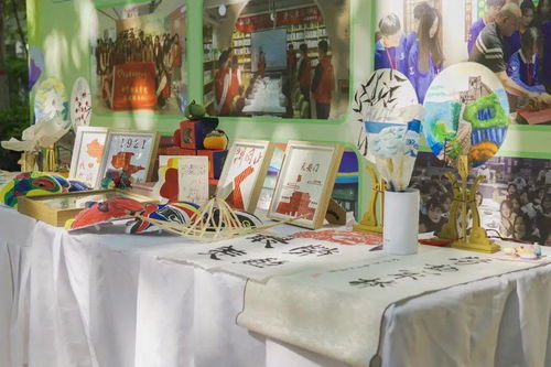 食品雕刻 手工藝術 蠟染版畫......河南職業技術學院開展學科特色勞動作品展